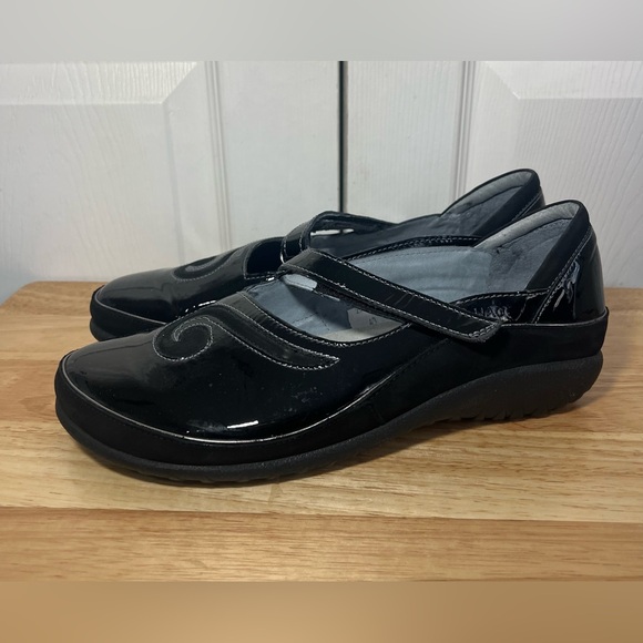 Naot Matai Black Leather Mary Jane Shoes 43 (US 12) - Picture 2 of 13